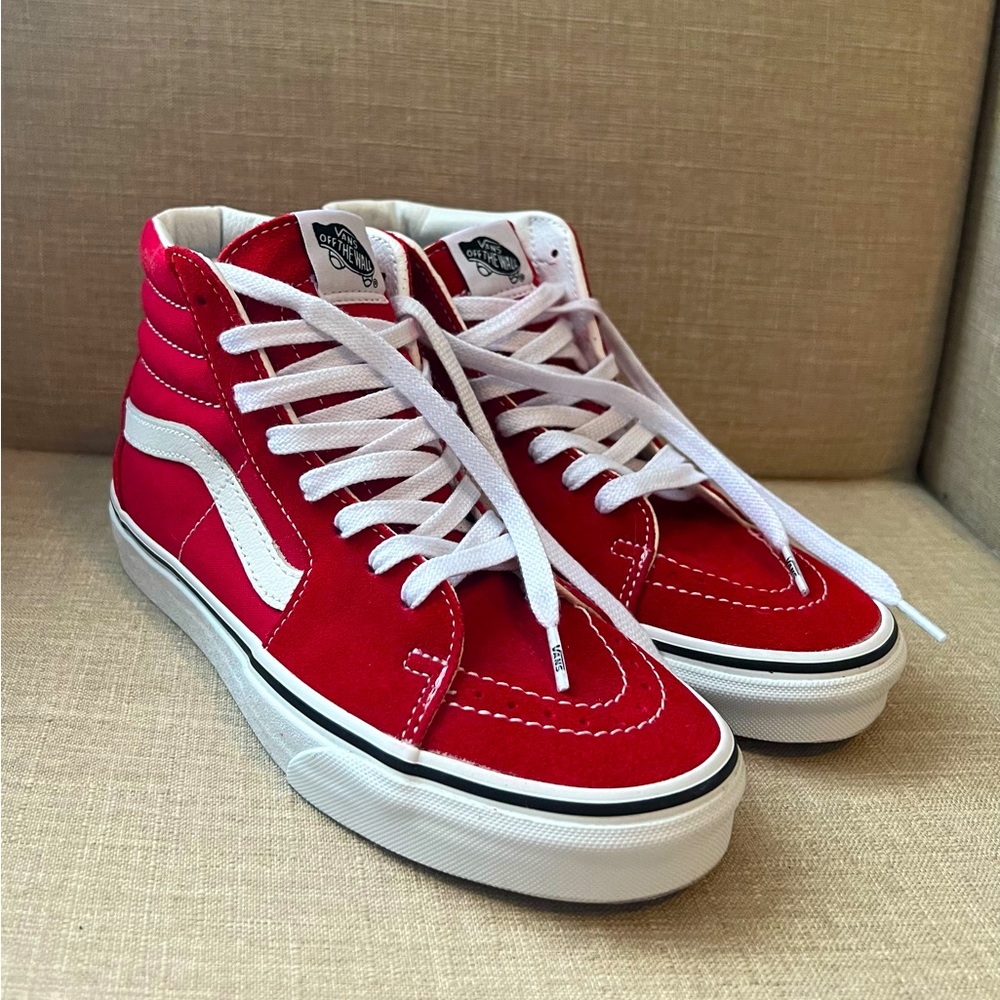 Red Sk8-Hi Vans